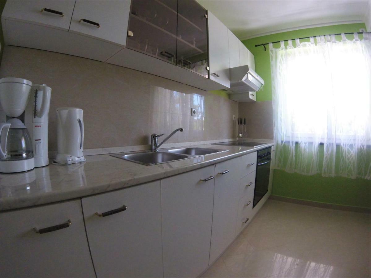 Apartments Olivera Supetarska Draga Exterior foto